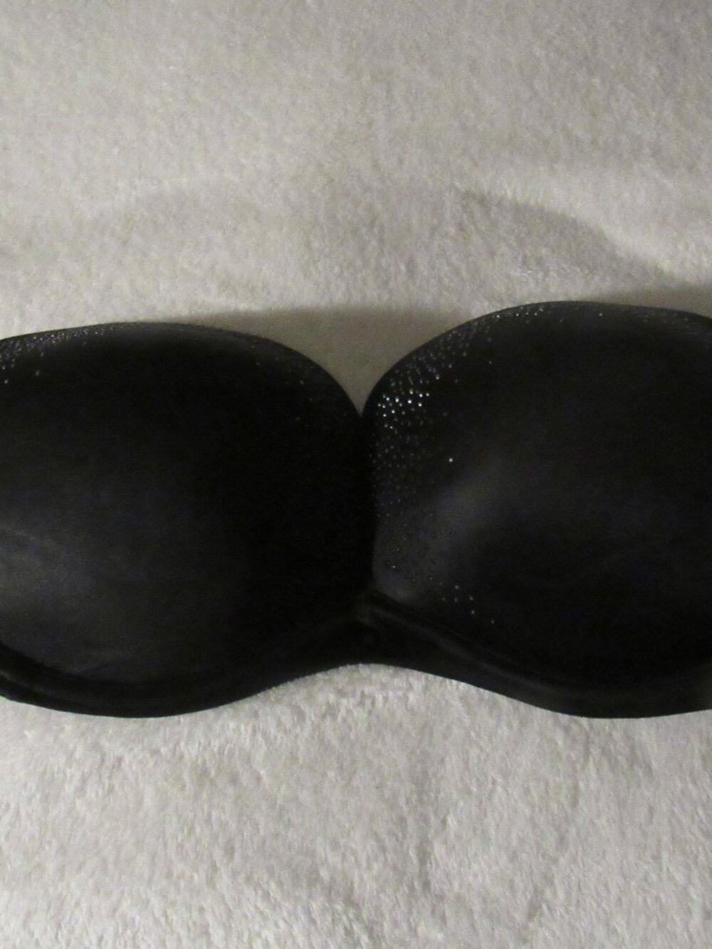 Victoria's Secret Very Sexy Strapless Blingy Black Bra 34DD  USED